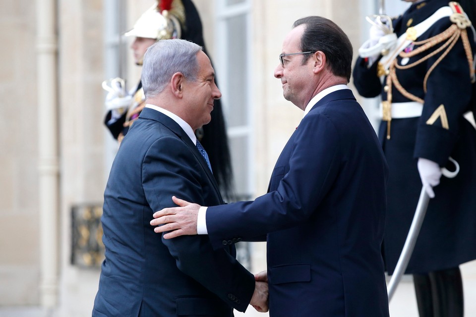 Premier Izraela Benjamin Netanyahu i prezydent Francji Francois Hollande