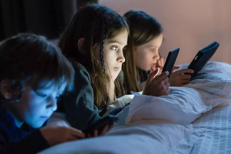 Dzieci uzależnione od smartfona