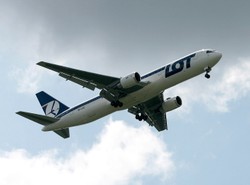 Samolot LOT-u znów miał awarię