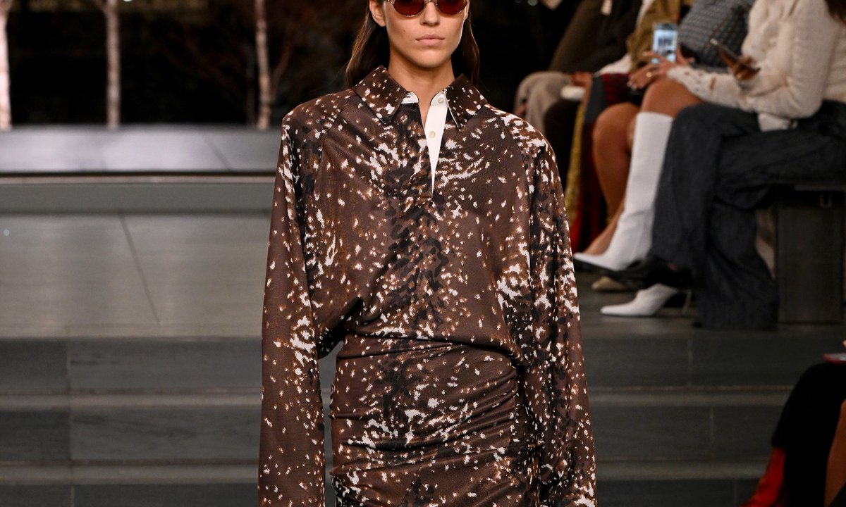 Alfabet trendów: Bambi print. To właśnie ten wzór będzie najmodniejszy zimą