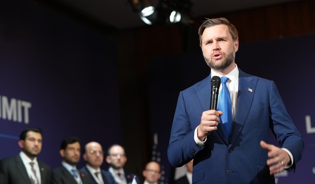 Džej Di Vens u Švajcarskoj