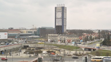 Kraków: Wspiął się na szczyt "Szkieletora". Przerażające wideo trafiło do sieci