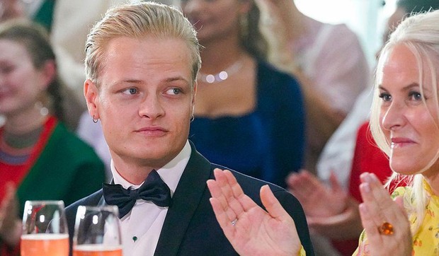 Marijus Borg Hejbi sa majkom, norveškom princezom | Foto: LISE ASERUD/NTB/AFP