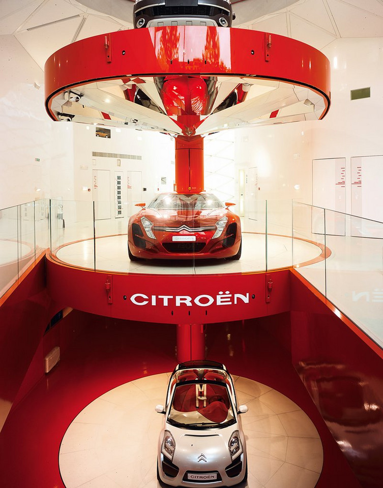 Citroën: C42 - kultowa i symboliczna siedziba na Polach Elizejskich