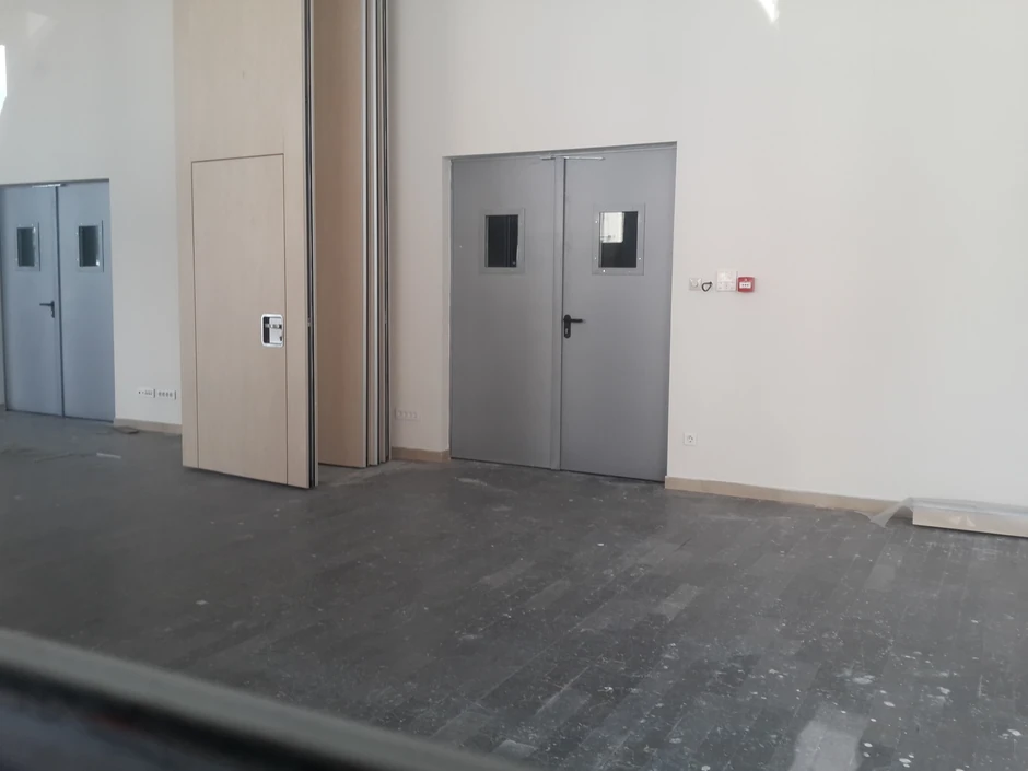 Unutrašnjost bivše knjižare spremna je za novu namenu