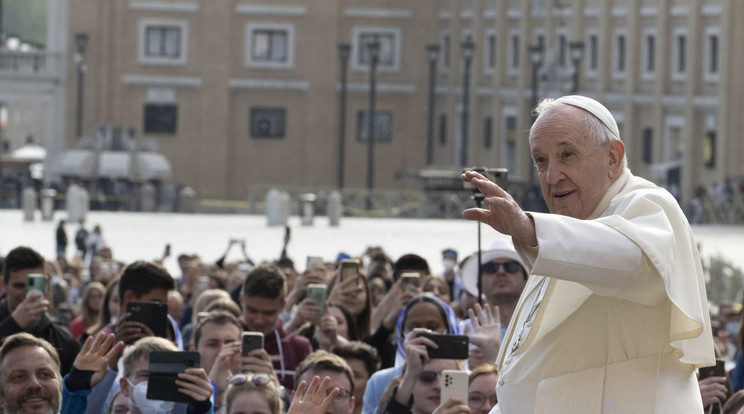 Ferenc pápa ismét tűzszünetet fogalmazott meg / Fotó: MTI/EPA/ANSA/Maurizio Brambatti