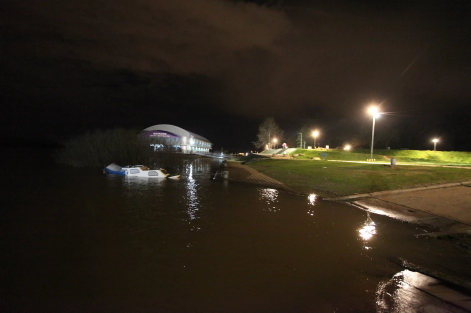Tela muškarca i žene, kao i njihov čamac izvučeni su nedaleko od Kule Nebojša