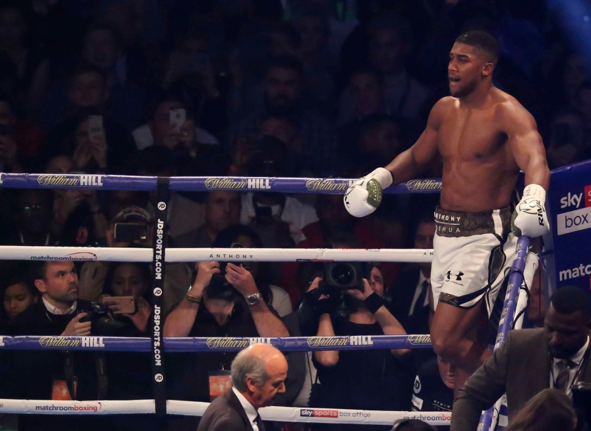 Anthony Joshua zdemolował w ringu swojego rywala