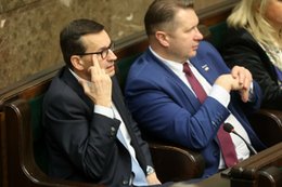 Premier poważnie przejęzyczył się w sprawie trzynastek. Rzecznik tłumaczy i uspokaja seniorów