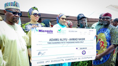 A total of 57 families received donations from the first lady [Presidency]