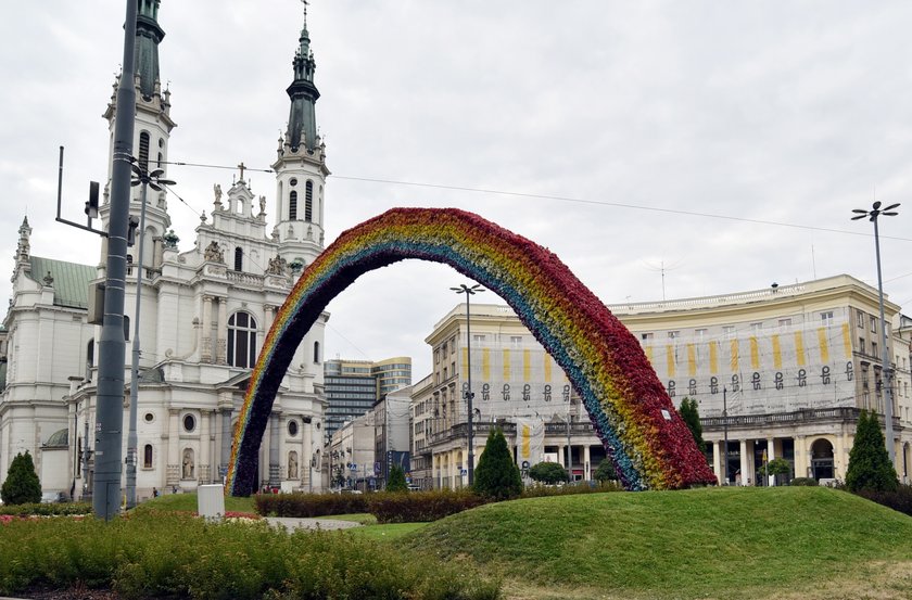 Warszawska tęcza stanie na poznańskim rondzie Kaponiera?