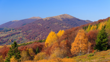 Bieszczady: Słoneczna pogoda sprzyja turystom. W góry wychodzimy wcześniej