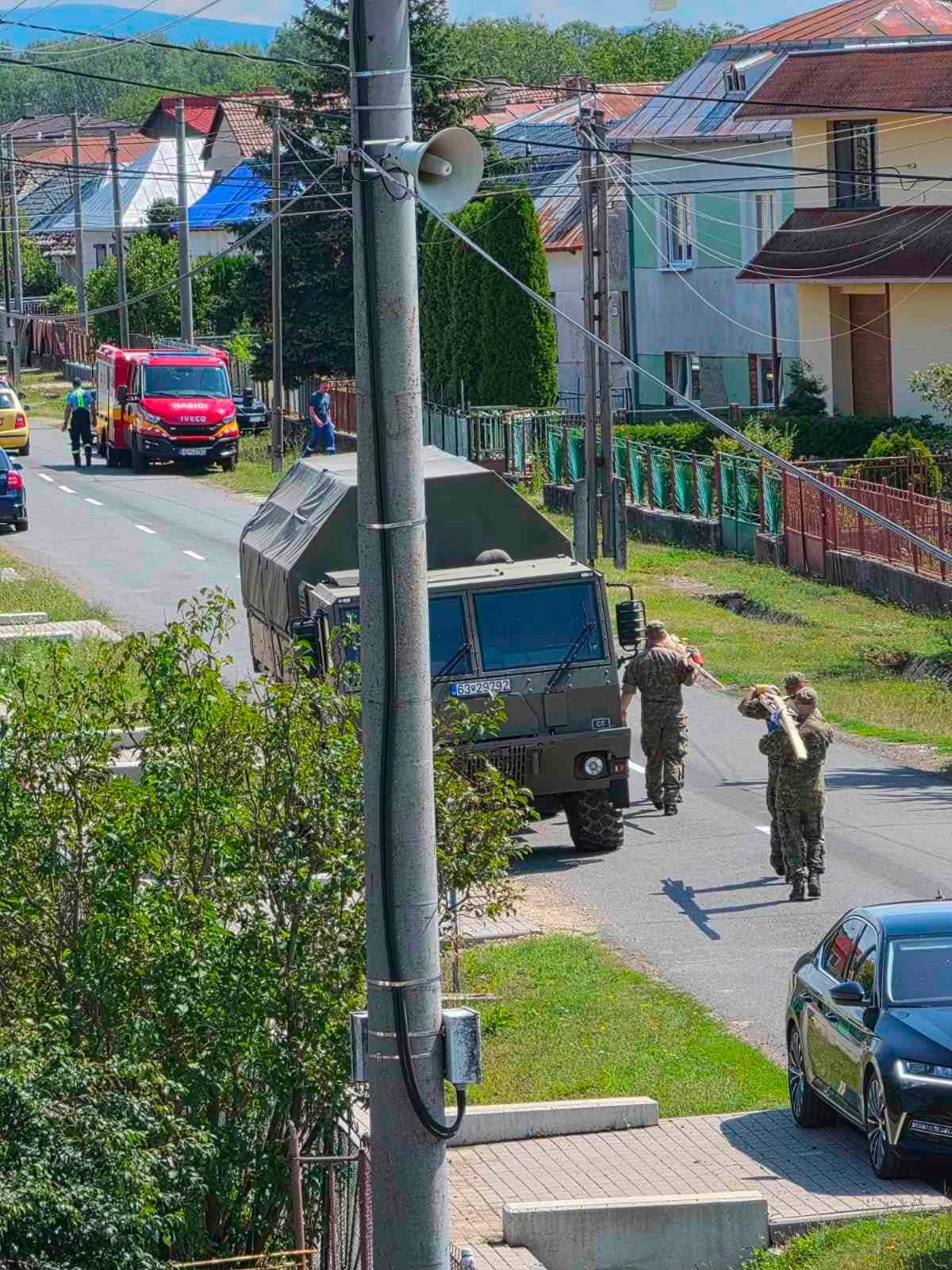 Po krupobití na Zemplíne vyhlásili mimoriadnu situáciu v šiestich obciach. 