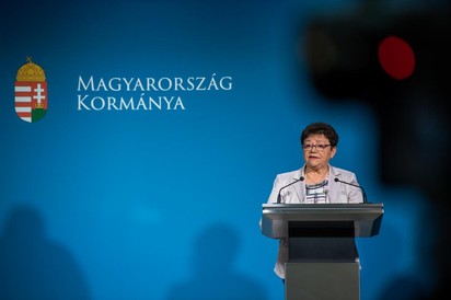 Müller Cecília: Magyarországon is megjelent az omikron gyorsan fertőző változata