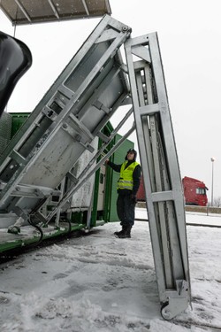 Mobilna stacja kontroli GITD w każdym województwie. Już łapią! ZDJĘCIA i WIDEO