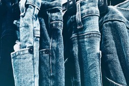 blue-jeans-close-up-cloth-603022