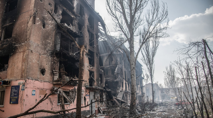 Rengeteg civil vesztette életét Mariupolban /Fotó: Northfoto