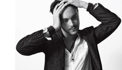 Przystojny wnuk Johna Hustona będzie nowym Ben Hurem [ZDJĘCIA]