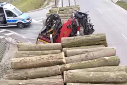 Włączył światło cofania, policjanci oniemieli. "Jakież było ich zdziwienie" [WIDEO]