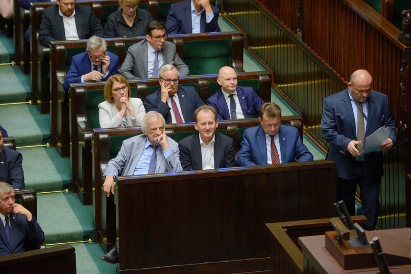"Decyzją Komitetu Politycznego PiS szefem sztabu wyborczego w nadchodzącej kampanii samorządowej będzie Tomasz Poręba" - powiedziała Mazurek.