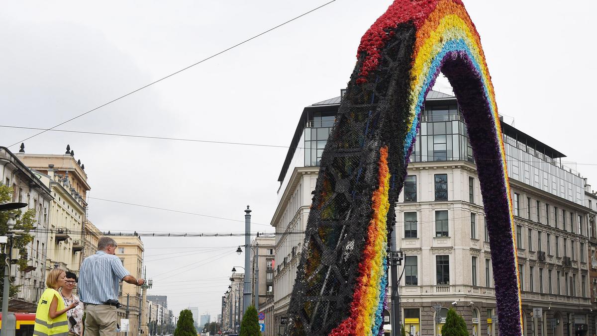 WARSZAWA PLAC ZBAWICIELA SPALONA TĘCZA