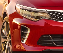 Kia wyciągnęła nowego asa z rękawa! Tak wygląda nowa optima. Pierwsze FOTO