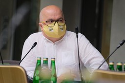 Polska 2050: Projekt noweli ustawy o radiofonii i telewizji to sztylet wbity w wolność słowa i niezależne media