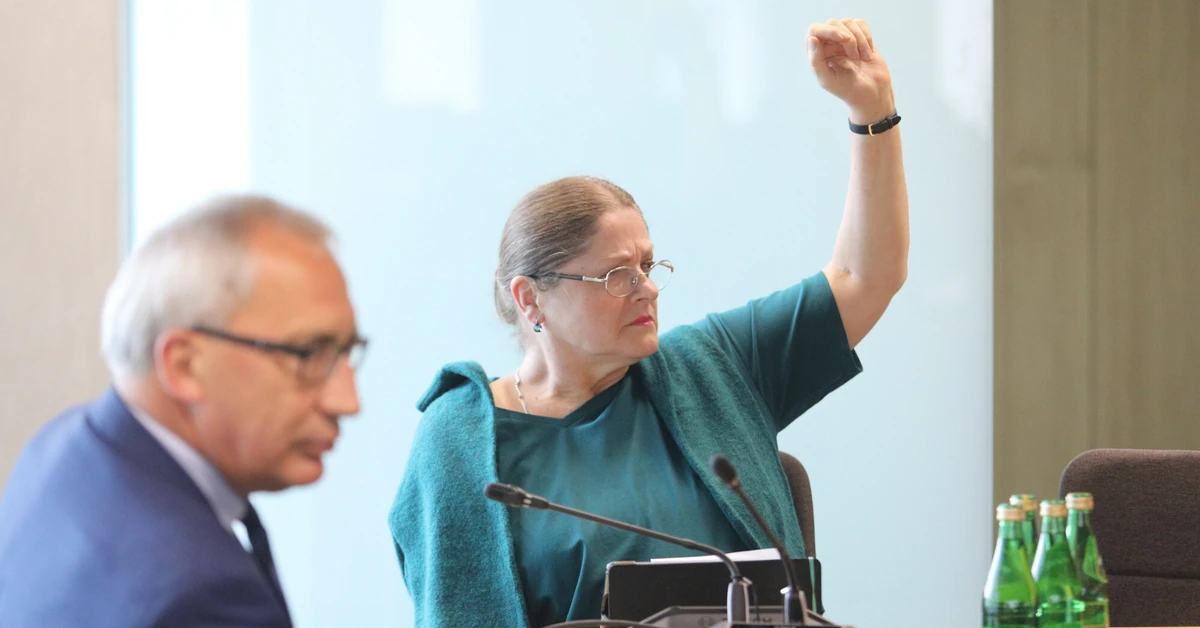 Krystyna Pawłowicz idzie na emeryturę z TK. Kwota, którą dostanie, niejednego zwali z nóg