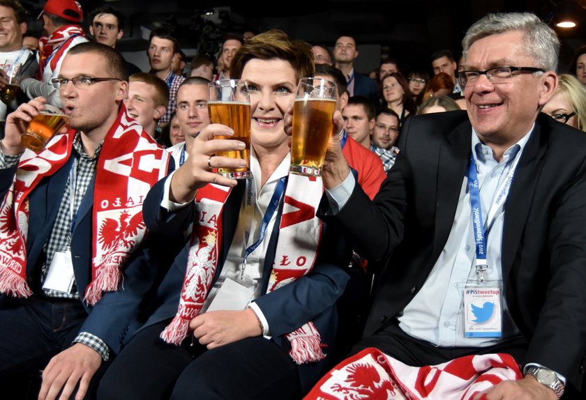 Tak piją w PiS! Tyle ministrowie wydali na alkohol!