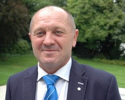 Sawicki: Polska ziemia pozostanie w rękach rolników