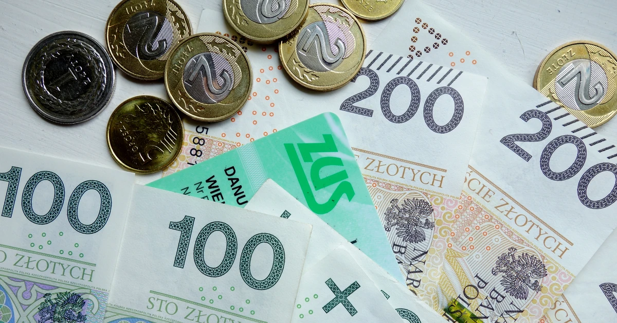 Emerytura dla 60-latka z 15-letnim stażem pracy. Sprawdź, ile dostaniesz z ZUS