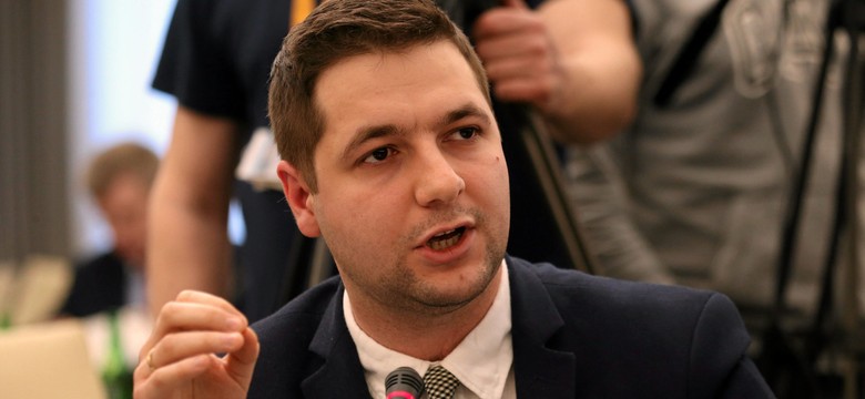 Wiceminister sprawiedliwości o protestach KOD: Tracą dostęp do państwowych pieniędzy, to kwiczą