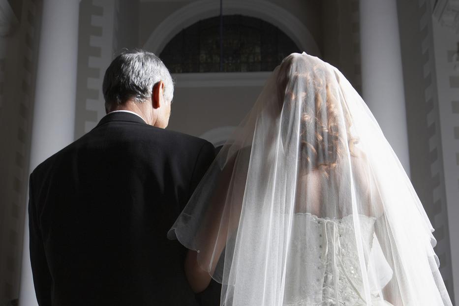 Öt év házasság után ehagyott a férjem egy másik férfiért