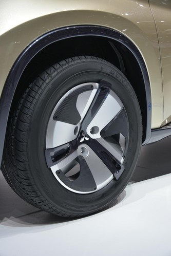 Mitsubishi concept GR-HEV