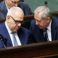 Ceny nawozów oszalały, koncerny tną produkcję. Problem mają rozwiązać Kowalczyk i Sasin