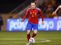 Podkoszulek Iniesty w gablocie Espanyolu