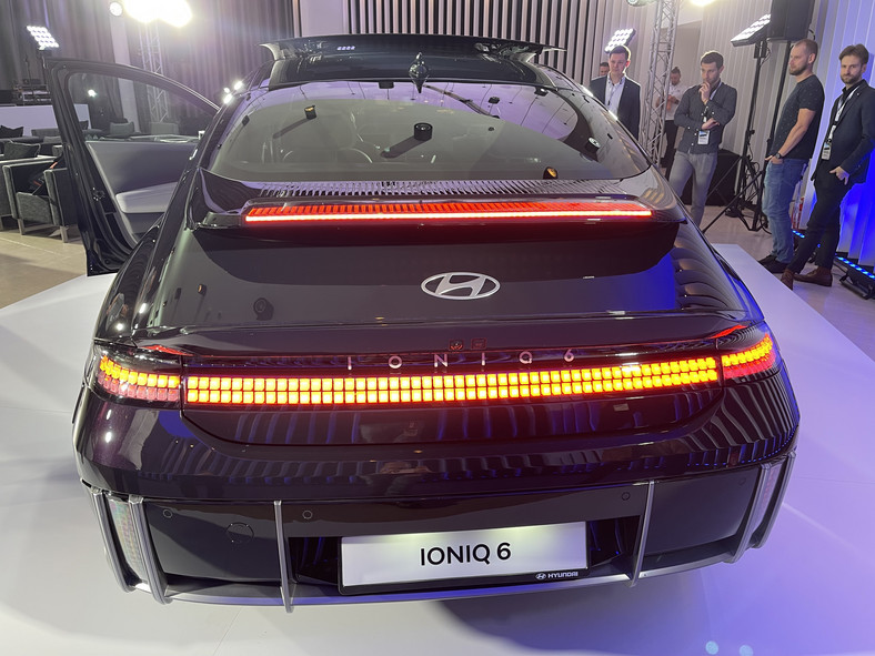 Hyundai Ioniq 6