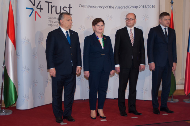 Szydło: Żałuję stanowiska państw z V4, ale mamy wspólne projekty