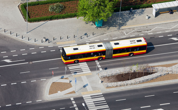 W autobusie i tramwaju tylko połowa miejsc siedzących może być zajęta. Samorządowcy pytają: Jak to praktycznie zrobić?