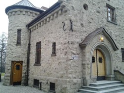 Za cenę kawalerki można kupić zabytkowy dwór