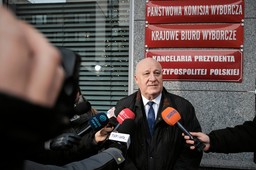 Impas ws. pieniędzy dla PiS trwa. PKW odracza sprawę wykładni dla ministra finansów