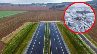 Kluczowa droga stoi zamknięta od lat. Kończy się w środku pola. To się zmieni