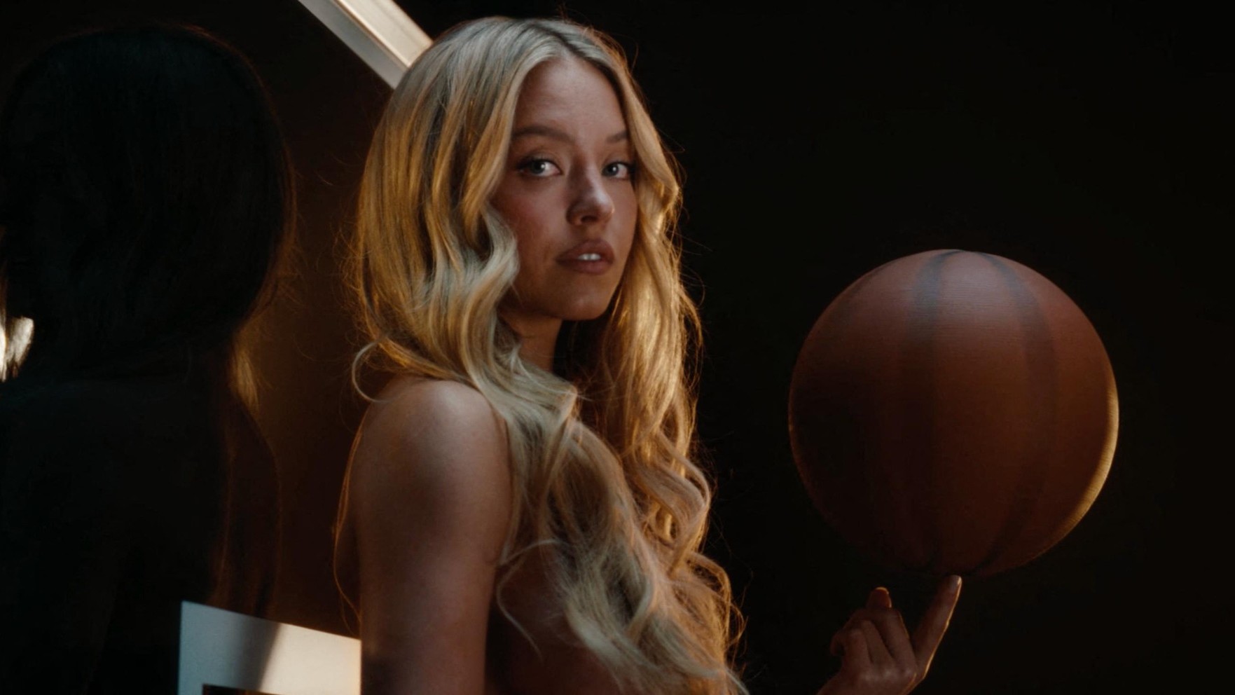 Sydney Sweeney na podporu trhu so športovým tipovaním Novig: Novig/Mega