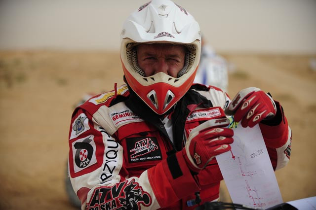 Rajd Tunezji 2010: Rafał Sonik umacnia pozycję lidera (3. etap)