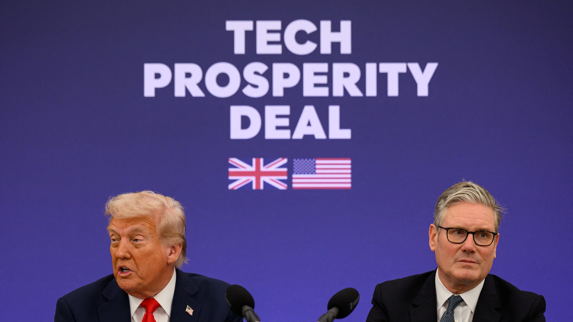 Americký prezident Donald Trump a britský premiér Keir Starmer podpísali vo štvrtok technologickú dohodu