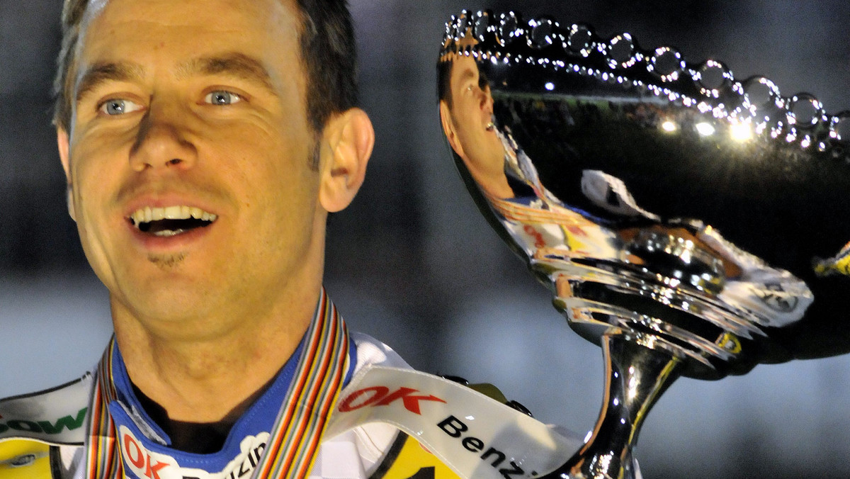 Duńczyk Nicki Pedersen wystartuje w Grand Prix Europy w Lesznie (9 maja) ze złamanym palcem - czytamy w "Przeglądzie Spotowym".