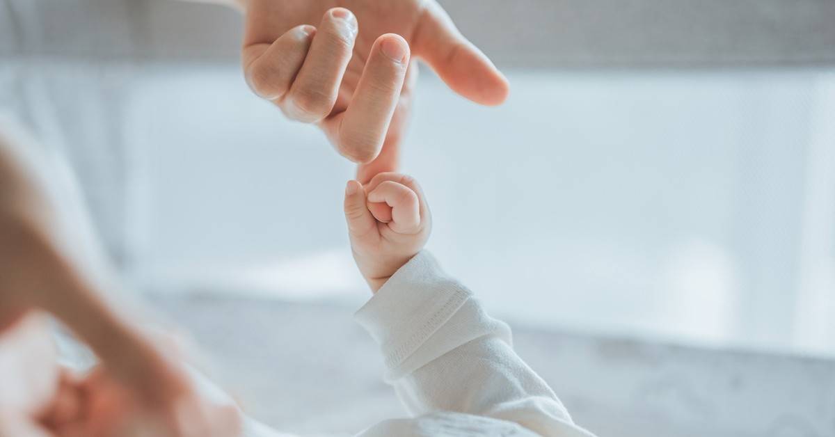Coraz więcej gmin wypłaca własne becikowe. Znamy najnowsze dane