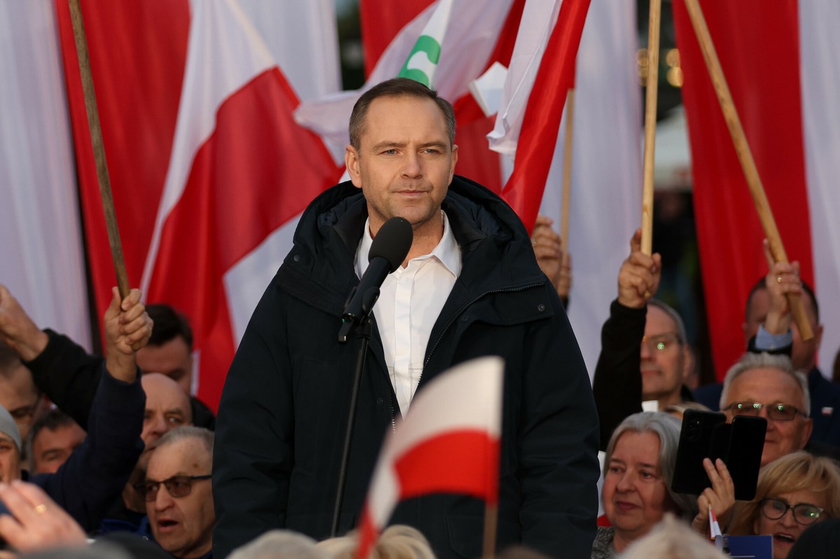 Polacy ocenili sprawę kawalerki Karola Nawrockiego. Nie wierzą w tłumaczenia [SONDAŻ]