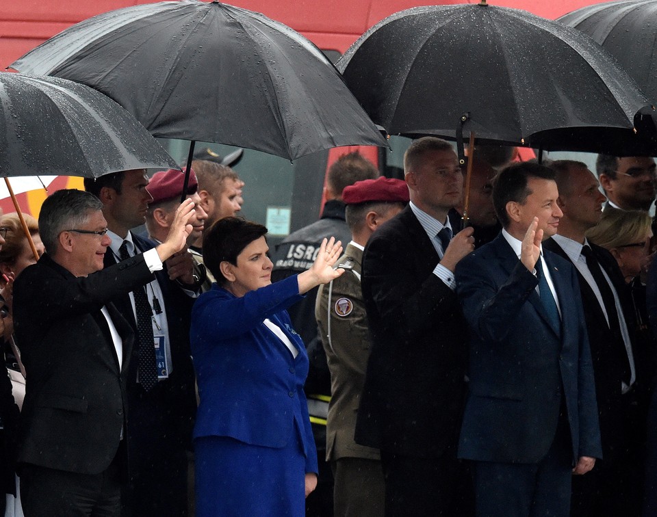 KRAKÓW-BALICE ŚDM 2016 PAPIEŻ FRANCISZEK (Stanisław Karczewski, Beata Szydło, Mariusz Błaszczak)