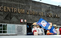 'Jeżeli minister Radziwiłł uważa, że pielęgniarki są chciwe, to politycy są prawdomówni'